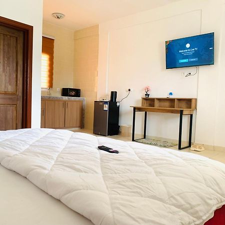Namaste Hotel & Restaurant Λίμπερβιλ Εξωτερικό φωτογραφία