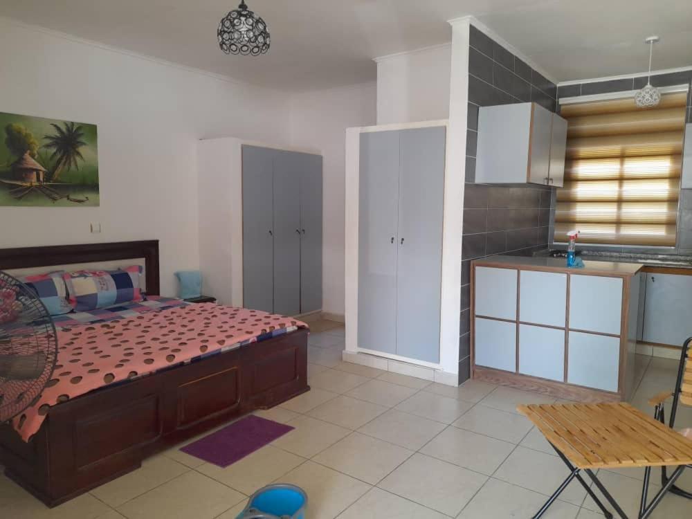 Namaste Hotel & Restaurant Λίμπερβιλ Εξωτερικό φωτογραφία