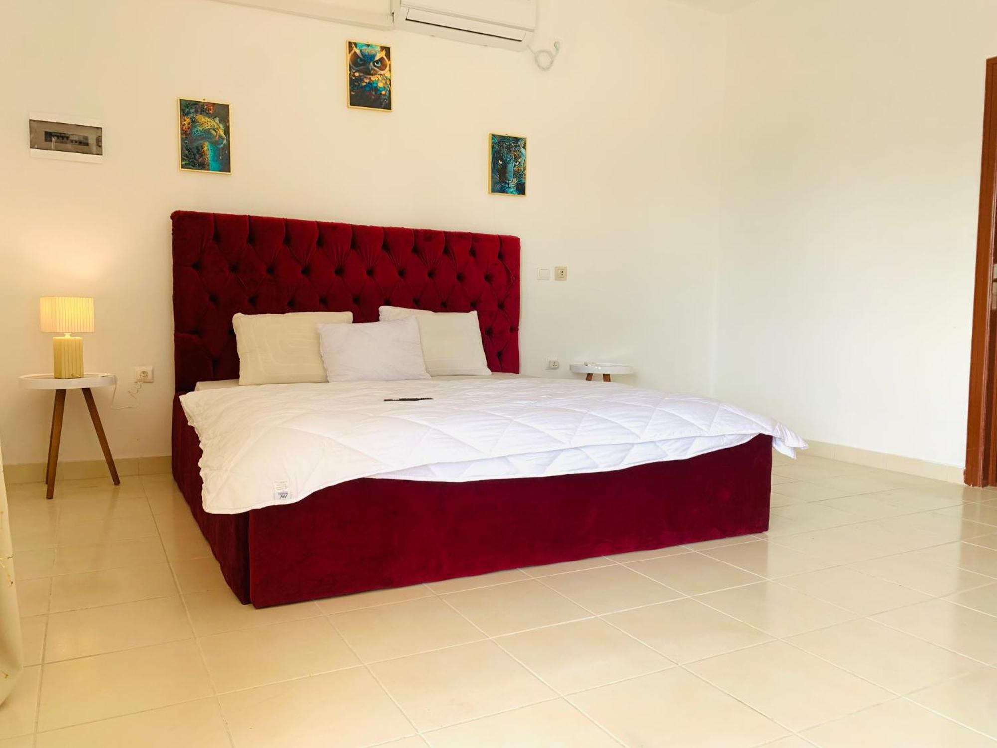 Namaste Hotel & Restaurant Λίμπερβιλ Εξωτερικό φωτογραφία